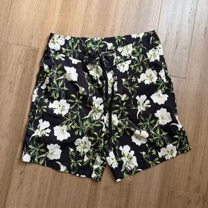 Kortni jeans men’s swim trunks size medium